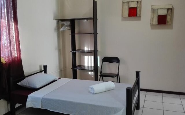 Hostel Alme