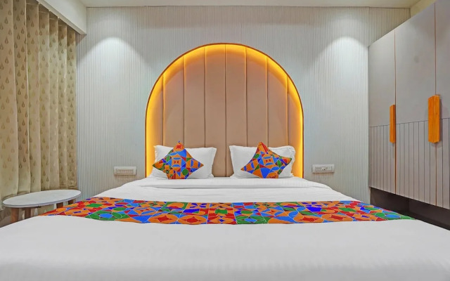 Fabhotel Raj Palace I