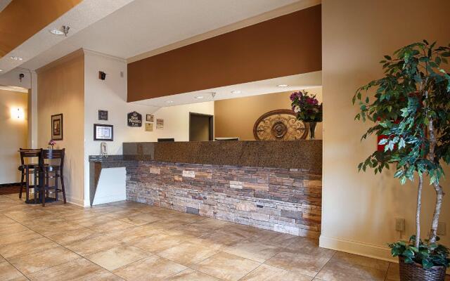 Best Western Plus Albert Lea I-90/I-35 Hotel