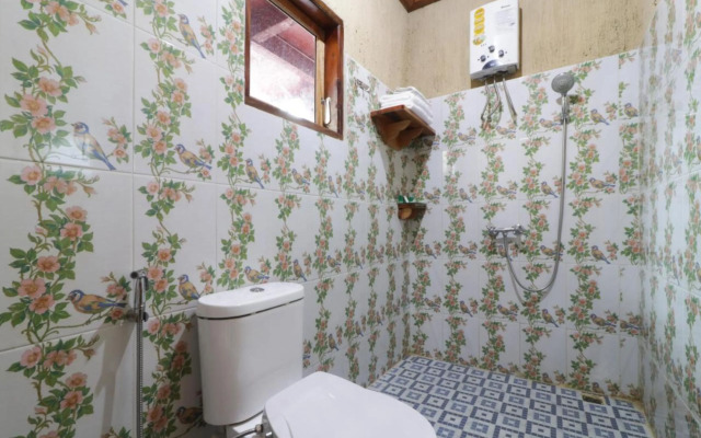 Alloyna Country Cottage