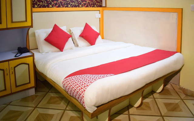 OYO Rooms Mall Road View