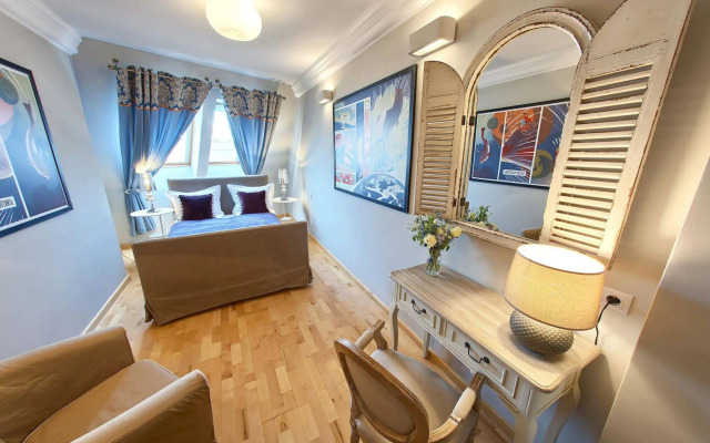 SleepWalker Boutique Suites