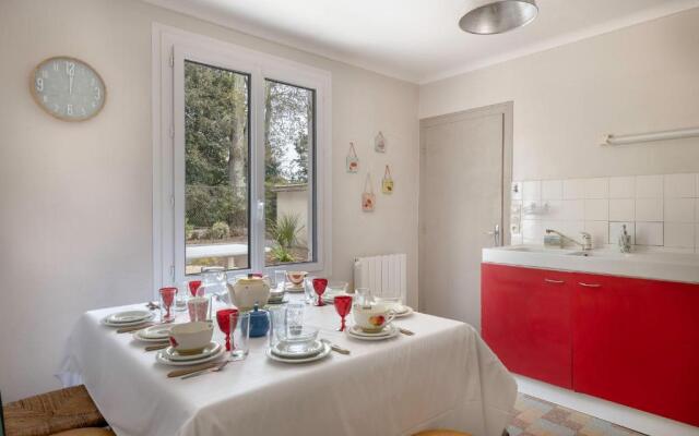 Une grande villa dans les pins, entre Loire et Océan