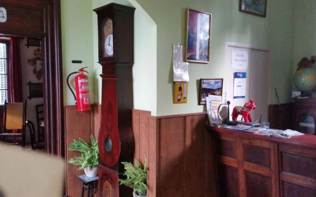 Hostal Pons