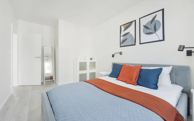 Miedziana Apartment Wrocław by Renters