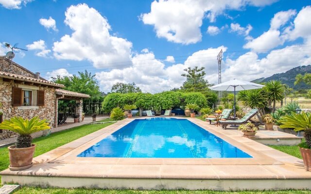 Beautiful stone house with a private swimming pool and a large garden