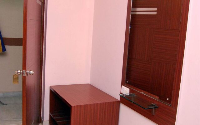 Hotel Rushabh Home