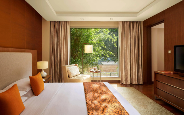 Grand Hyatt Mumbai Hotel and Serviced Apartments