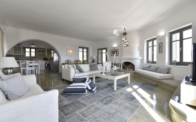 Naoussa Hills Boutique Resort - Adults Only