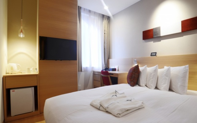 Red Roof Inn & Suites Osaka - Namba/Nippombashi
