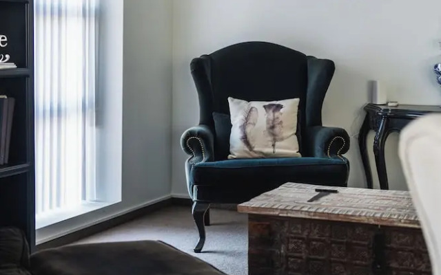 Manor Place Apartment