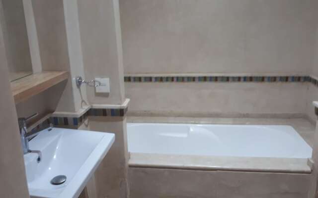 Apple Villa 46