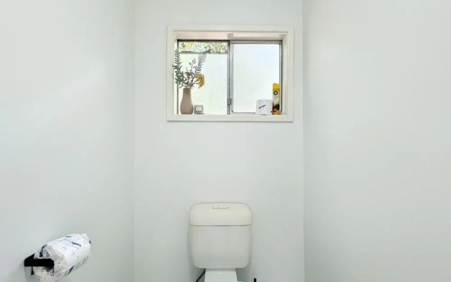 Pet-friendly 2-bed Beach House With Garden & BBQ