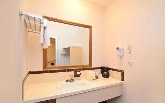 Best Western Plaza Inn