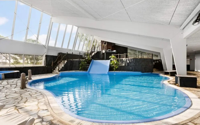 6 Person Holiday Park Home in Hesselager