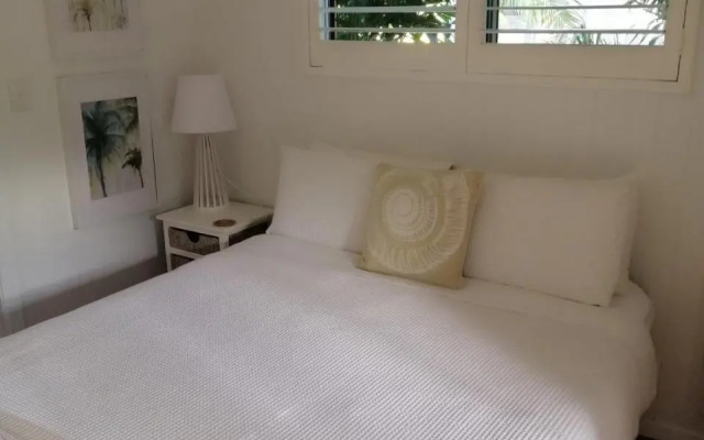 Sapphire Beach Pet Friendly Beach 5 minute walk