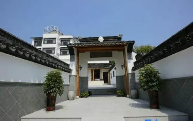 Suzhou Yishan Chinese Inn