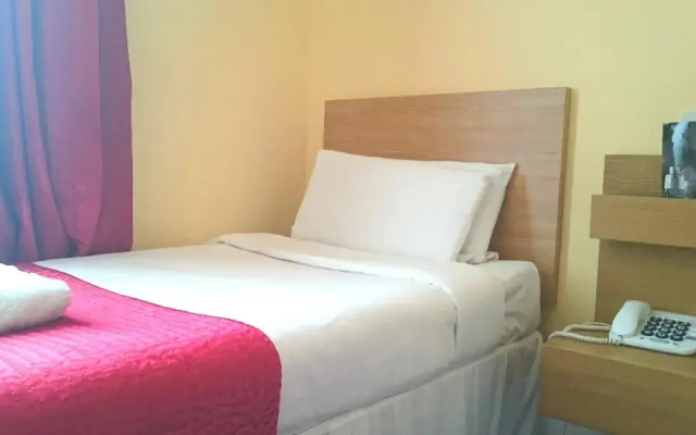 Lord Jim Hotel