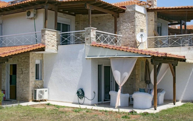 Aurora Sea View Maisonette by Travelpro Serv