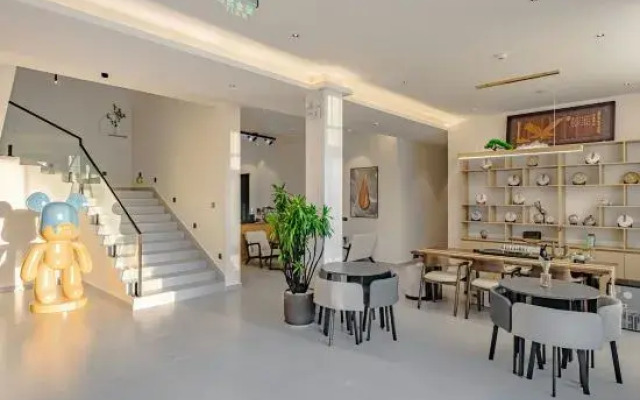 Yunlu Jingbo Sea View Resort Homestay