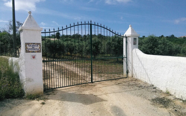 Santa teresa Farmhouse byRental4all