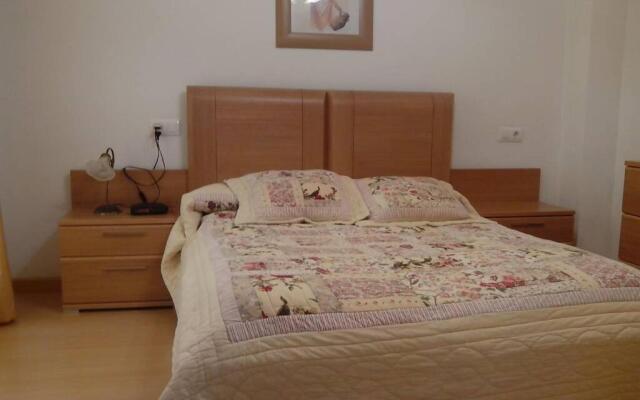 Bonito apartamento de 3 hab. con jardín