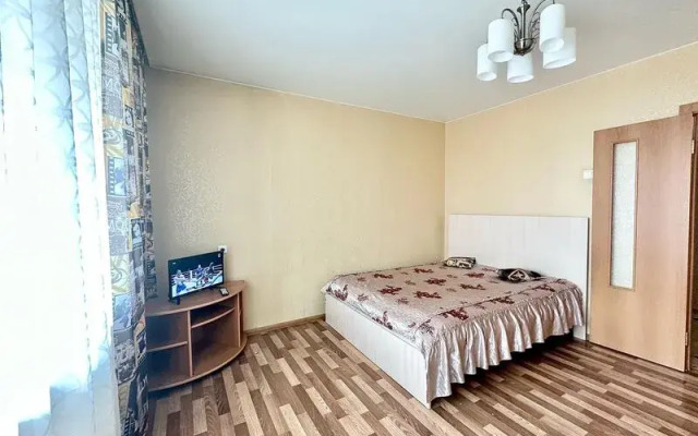 Левый Берег на ул. Калинина, д. 17