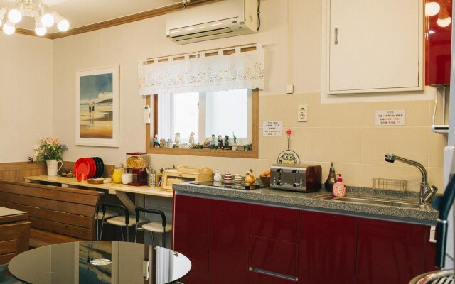 We Guest House - Hostel