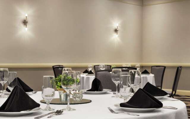 Embassy Suites by Hilton Denver International Airport
