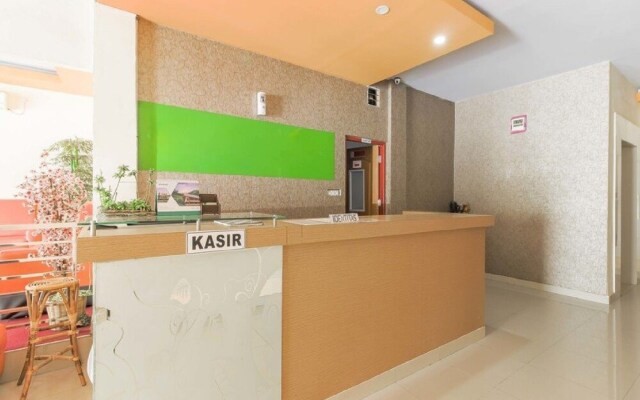 RedDoorz near Jembatan Musi II Palembang