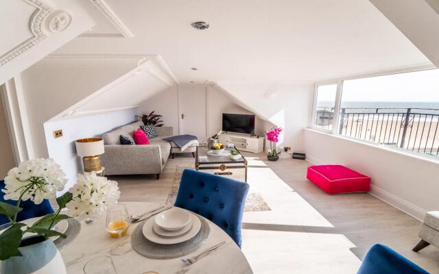 Stunning Sea View Penthouse 2 Bedroom 2 Bathroom