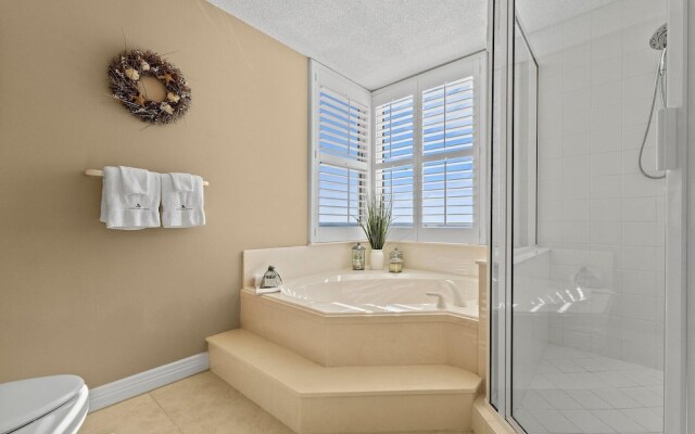 Beach Colony East 6B