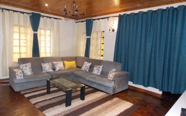 Stunning Villa in Private Compound in Nairobi, KE