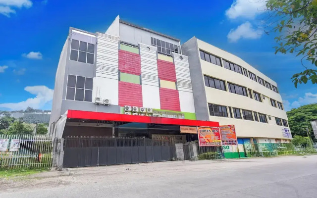 Hotel O Panakukkang Near Mall Panakkukang Formerly Hawai Inn