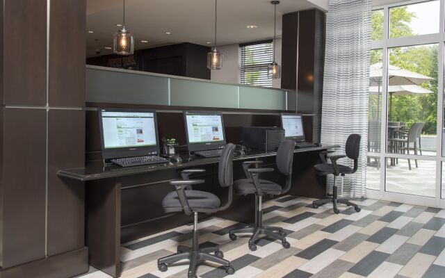 Holiday Inn Indianapolis Airport by IHG