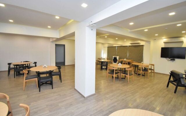 IVY Hotel Navi Mumbai