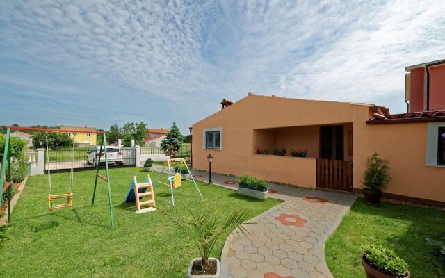 Apartment Mirijana Stinjan / One Bedroom A1