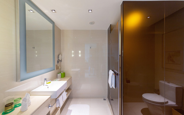 Junluxe Hotel Guangzhou Science City-Free Shuttle Bus Service to Guangzhou Canton Fair