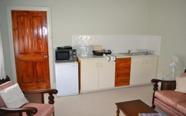 Stoke House Bed And Breakfast