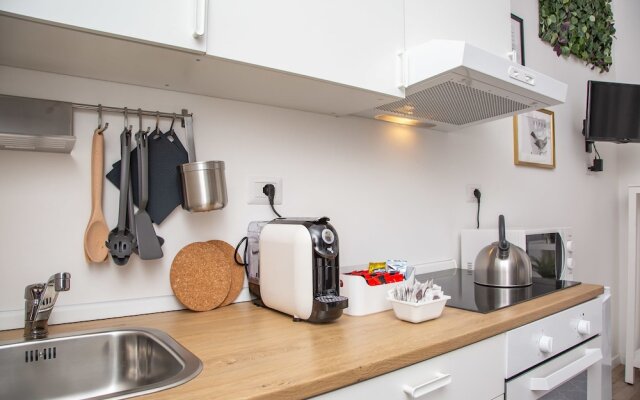 Home Hotel - Paruta 65