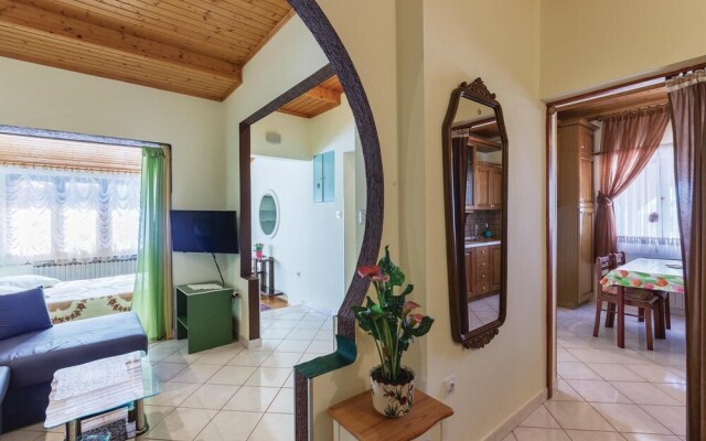 Awesome Apartment in Vodnjan With 2 Bedrooms and Outdoor Swimming Pool