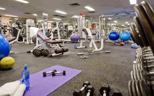 La Grande Residence at the Sutton Place Hotel