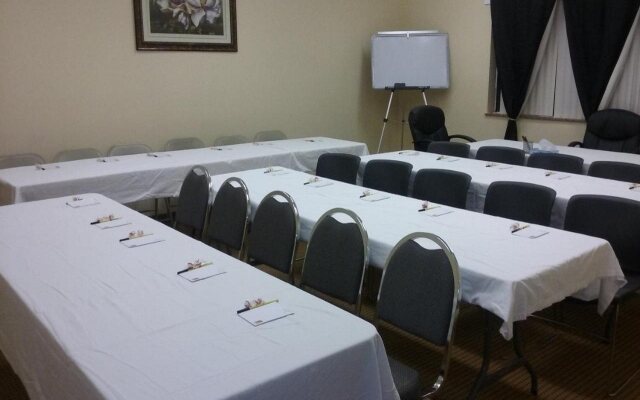 SureStay Studio by Best Western Conroe Downtown