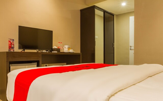 Dipatiukur Guesthouse By RedDoorz