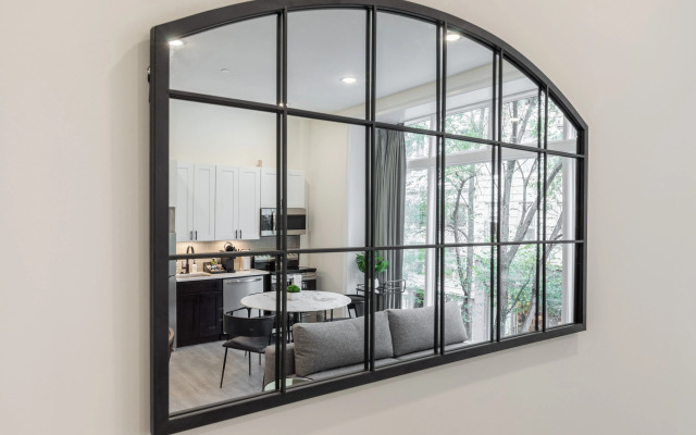 Sosuite at French Quarters - Rittenhouse Square