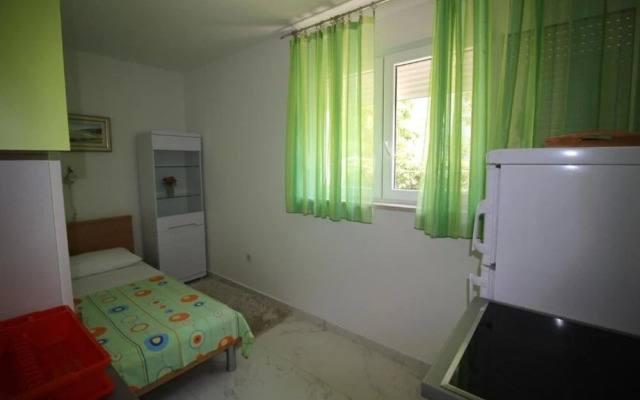 Dragi - Great Location & Comfortable - A2