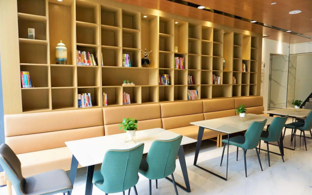 Days Inn Forbidden City Beijing