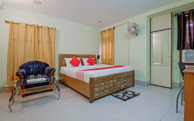OYO 23043 Grand Ar Residency