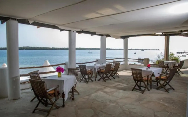 Shimoni Reef Lodge