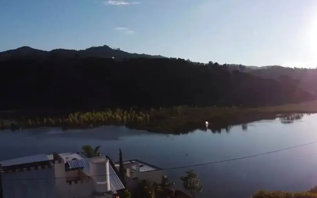 Hotel y Termales Castillo del Lago